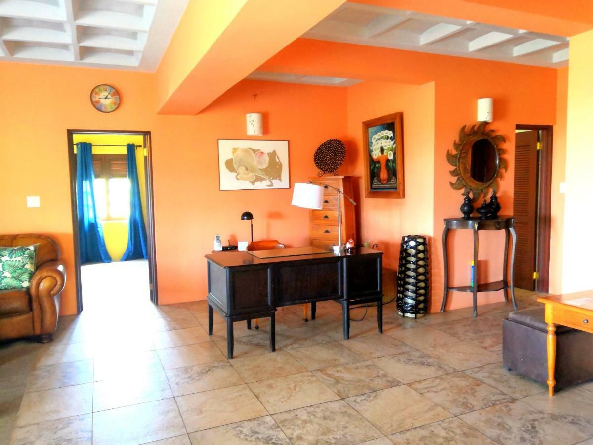 Villa Touloulou English Harbour Eksteriør billede